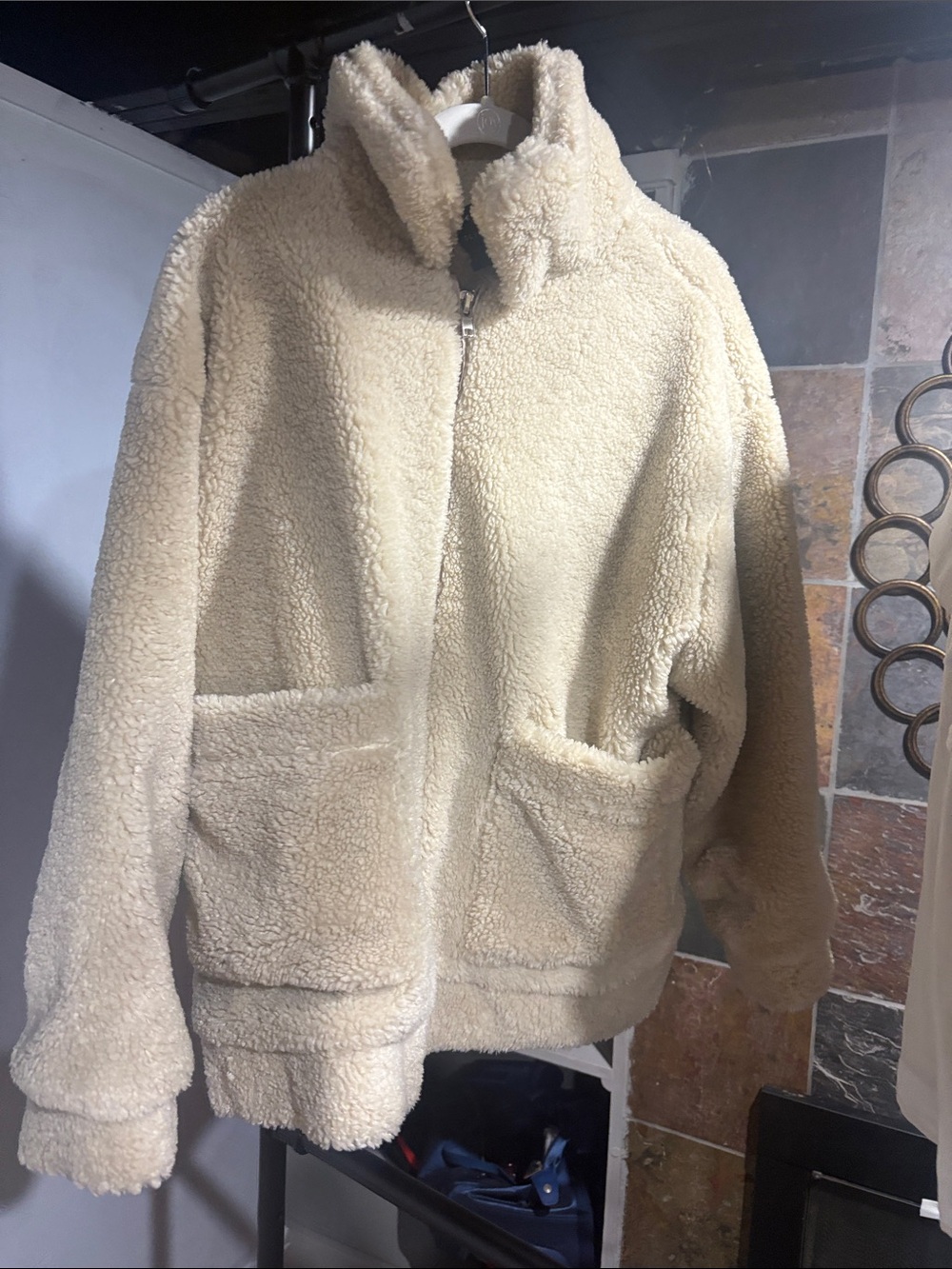 Olivaceous Cream Sherpa Teddy Jacket with Front Pockets
